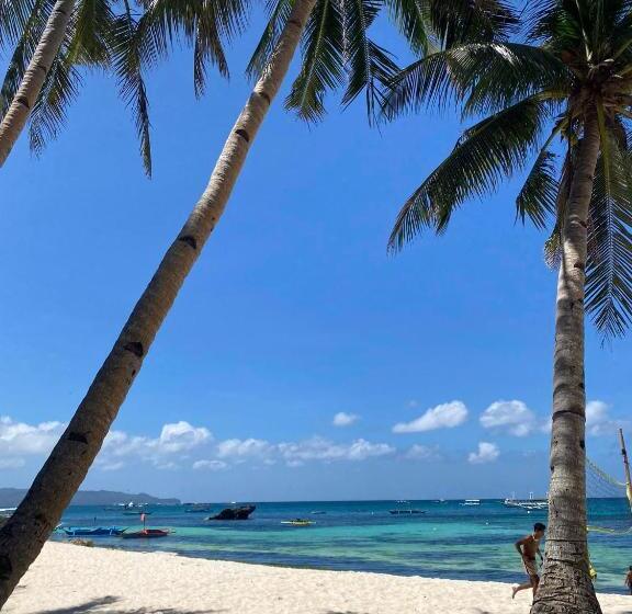デラックスルーム, Castle Rock Boracay