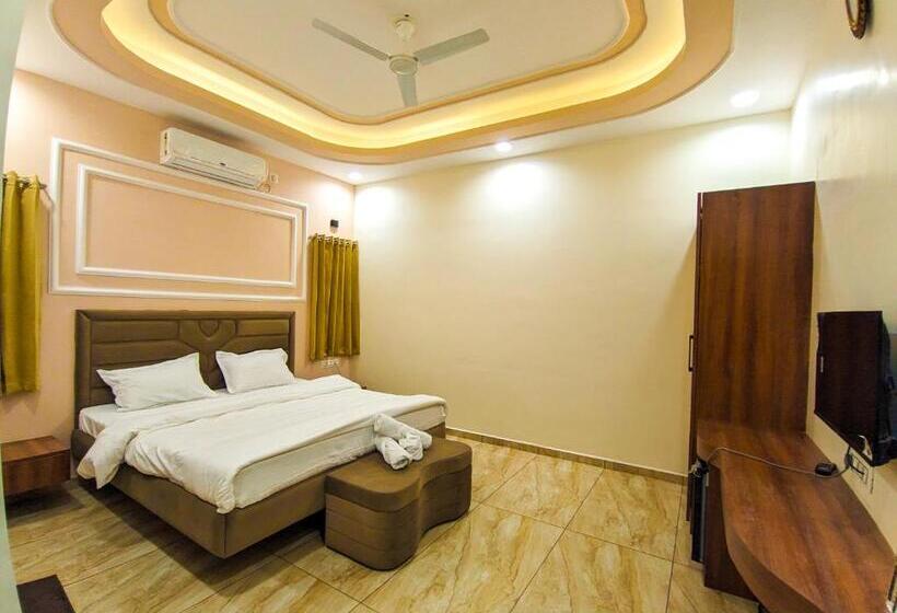 Номер Deluxe, The Royal Rivera Resort