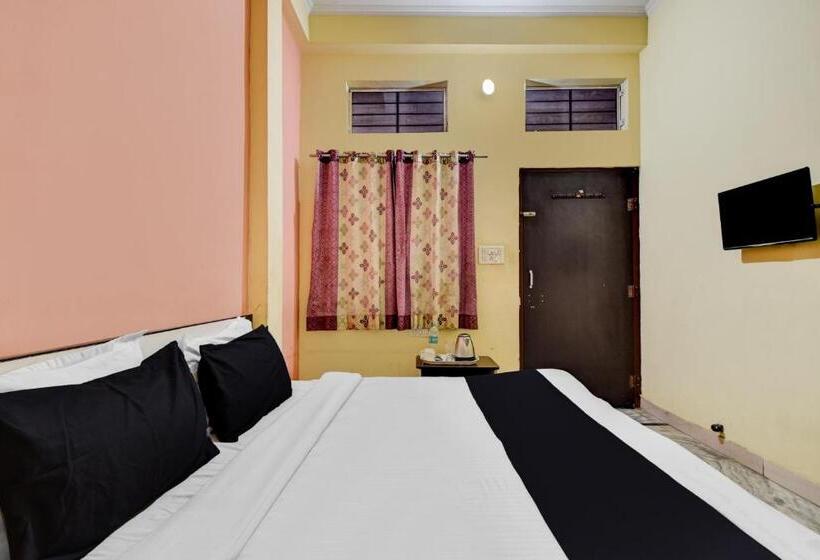 三人经典房间, Oyo Shree Ram Guest House