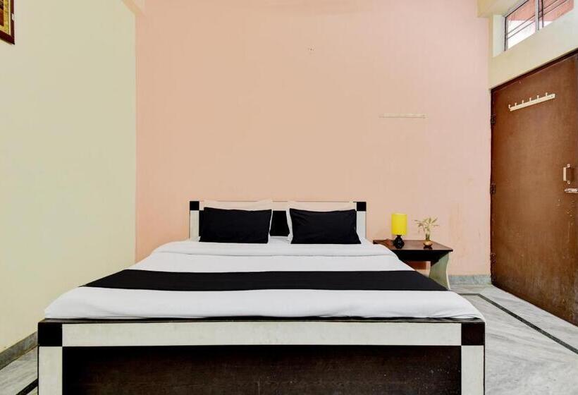 三人经典房间, Oyo Shree Ram Guest House