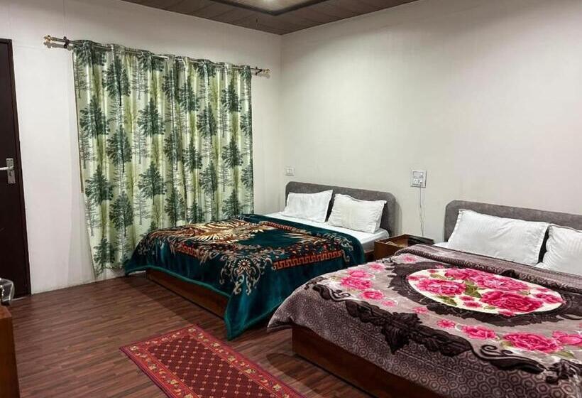 디럭스 4인 룸, Kedar Valley Resorts Kedarnath