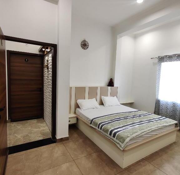 高级大房间, Neelkanth Prime Retreat, Kekri