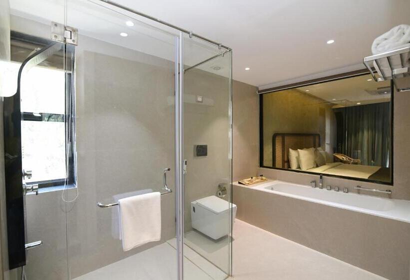 Deluxe Room, Origin Boutique