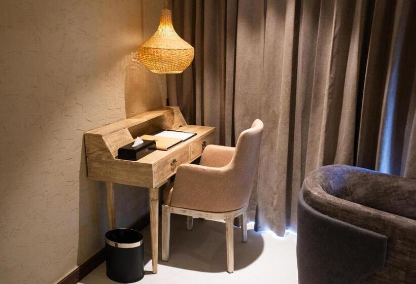 Deluxe Room, Origin Boutique