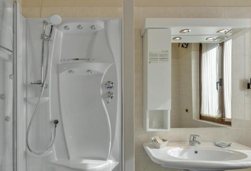 Номер Стандарт Трехместный, Albergo Milano