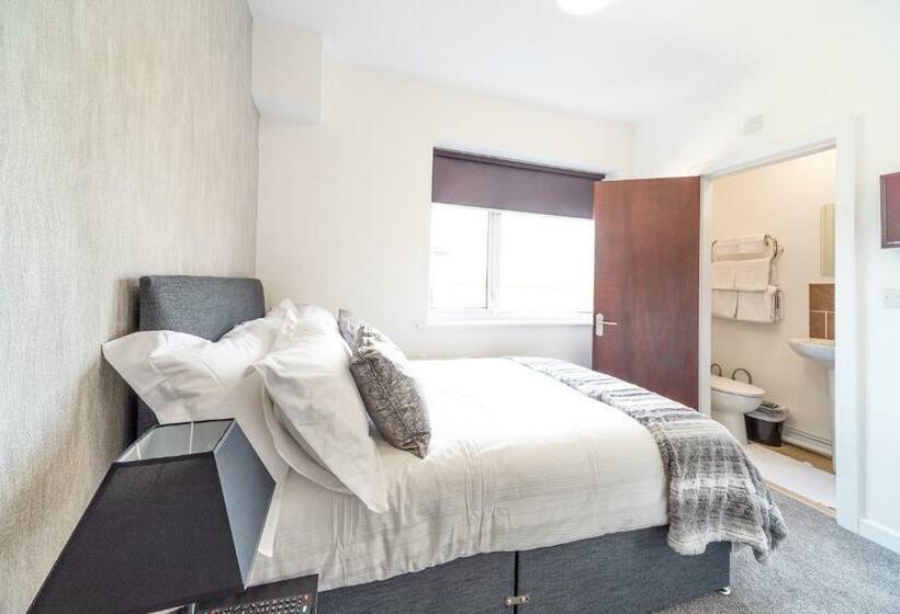Номер Deluxe, Kirks Korner Motel