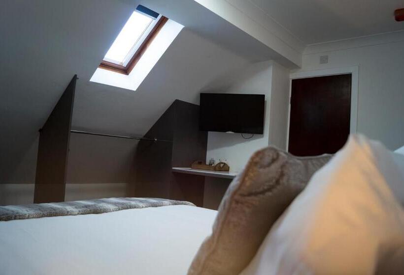 Номер Стандарт, Kirks Korner Motel