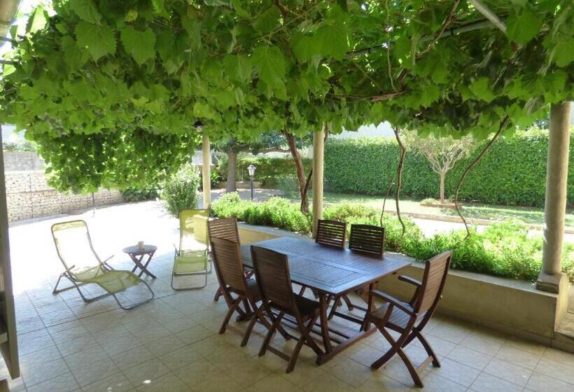 Номер Стандарт Вид на Сад, Chambre D Hôtes Entre Provence Et Camargue