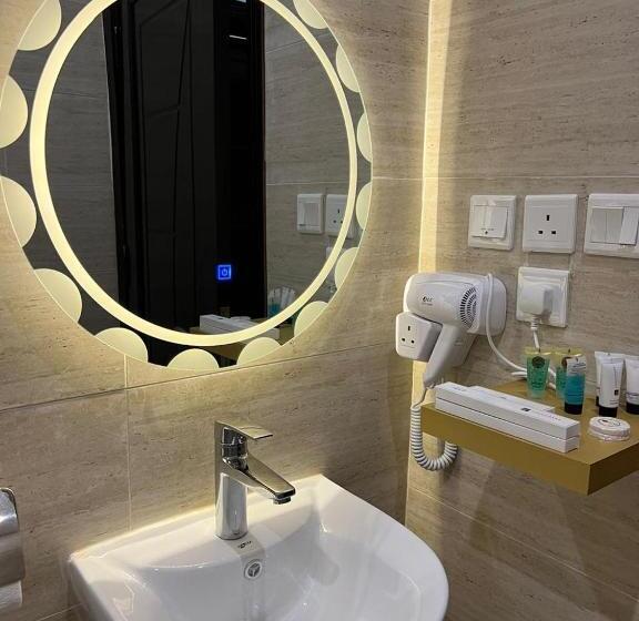 침실 3개 아파트, Park Plus Served Apartments