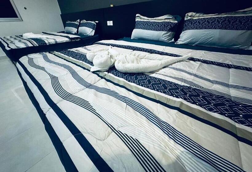 Семейный Номер, Kuu Inn Motel
