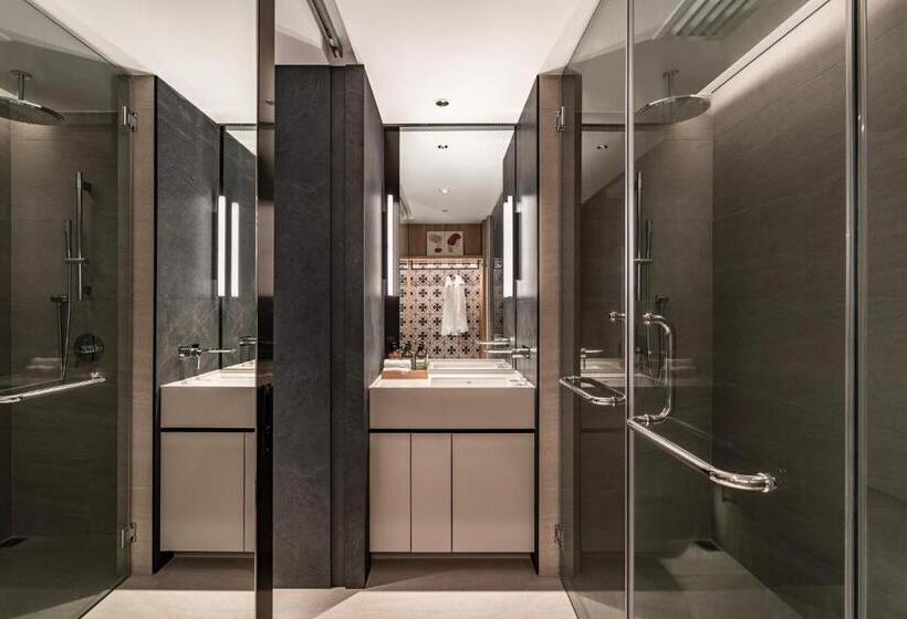 Стандартный Номер Кровать Кинг, Crowne Plaza Penang Straits City By Ihg