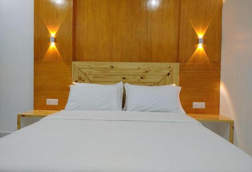 Quarto Estandar, Funduq Al Busyra