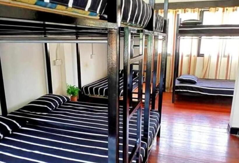 Четырехместный Номер Стандарт, Bagan Pinang Guest House