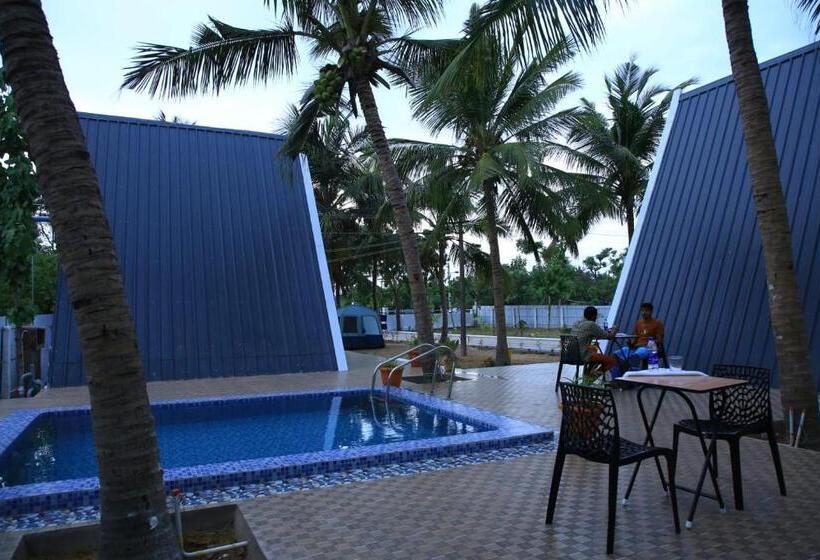 家庭套房, Greenleaf Resorts And Restaurant