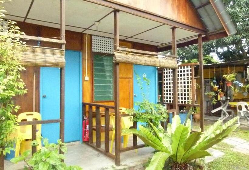 اتاق استاندارد با سرویس بهداشتی مشترک, Cheers Garden Chalet