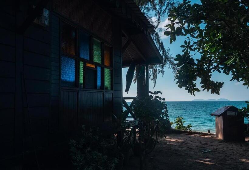 بانگلوی استاندارد, Swiss Cottage Tioman