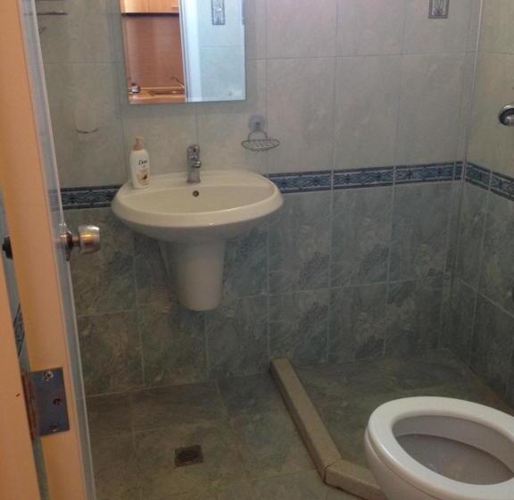 Quarto Estandar com Sacada, Guest House Sng