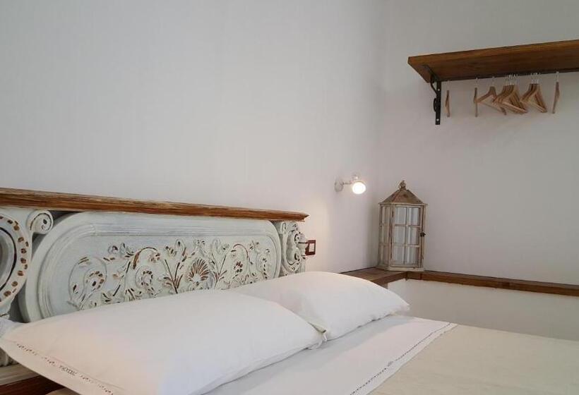 Четырехместный Номер Стандарт, Teodora House