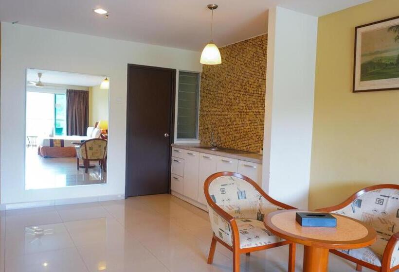 سوییت سوپریور, Marina Island Pangkor Resort &