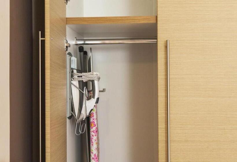 דירת חדר עם טרסה, Agni Suites