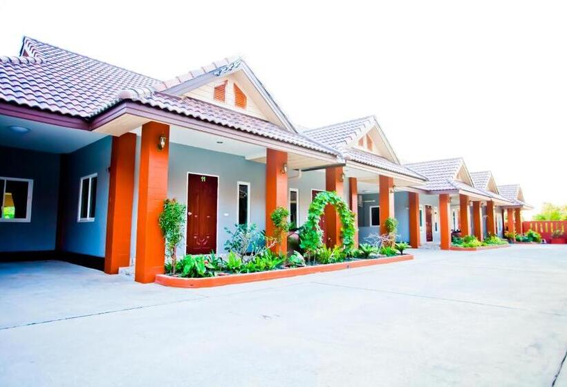 آپارتمان خانوادگی, Benwadee Resort Pattaya