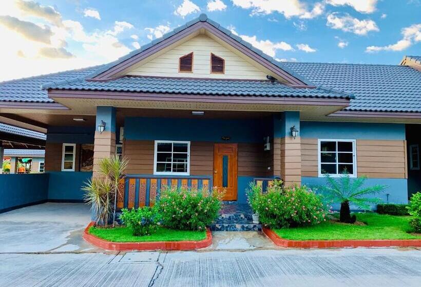 خانه 2 خوابه, Benwadee Resort Pattaya