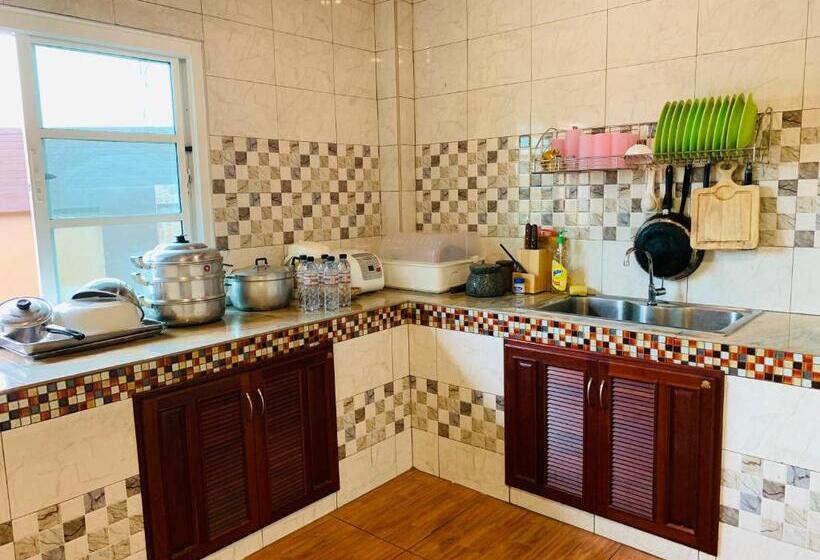 ویلای یک اتاق خوابه با استخر شنا, Benwadee Resort Pattaya