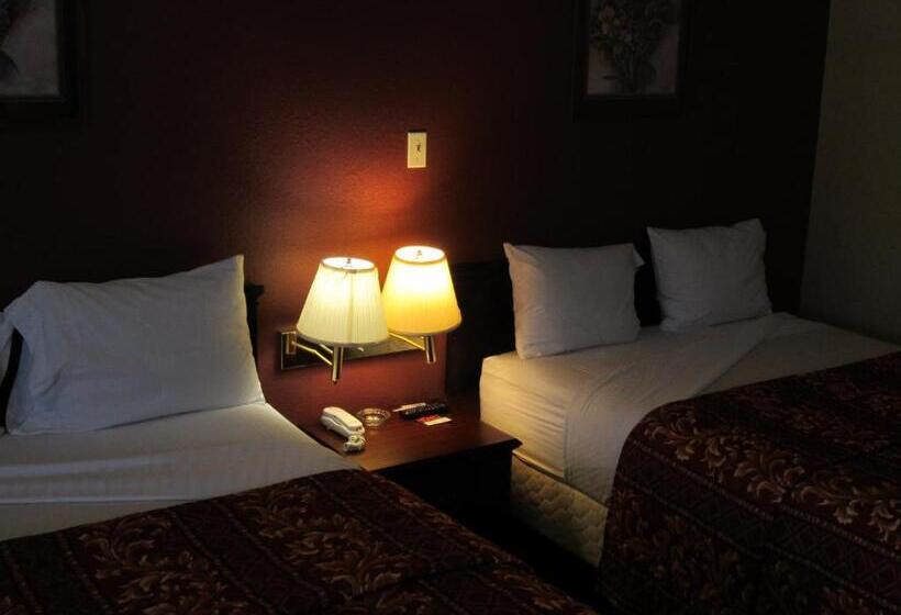 Номер Стандарт, First Western Inn   Fairmont City