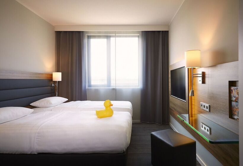 اتاق استاندارد, Moxy Frankfurt Airport
