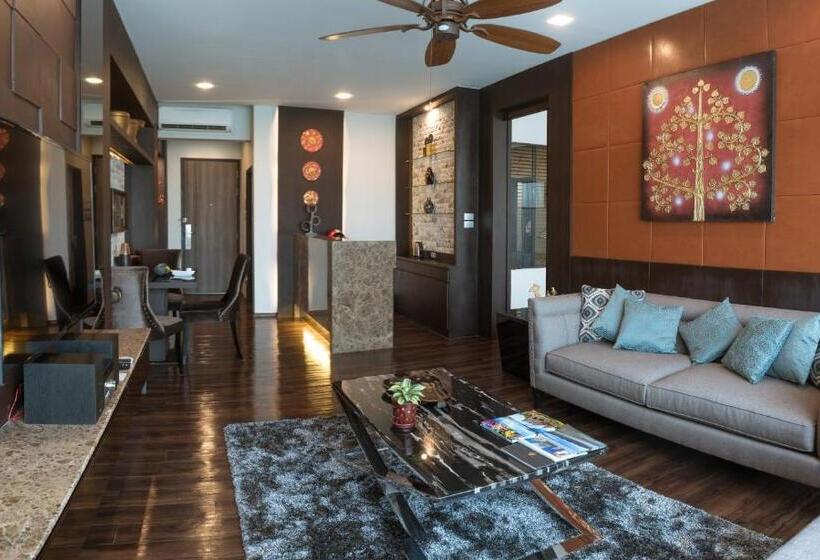 Люкс Вид на Бассейн, North Hill City Resort  Sha Extra Plus