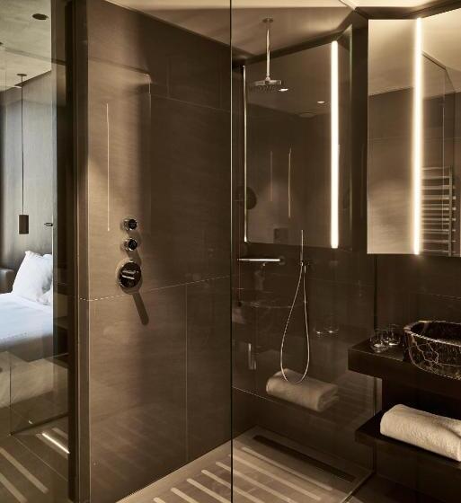 اتاق خانوادگی, Viu Milan, A Member Of Design Hotels