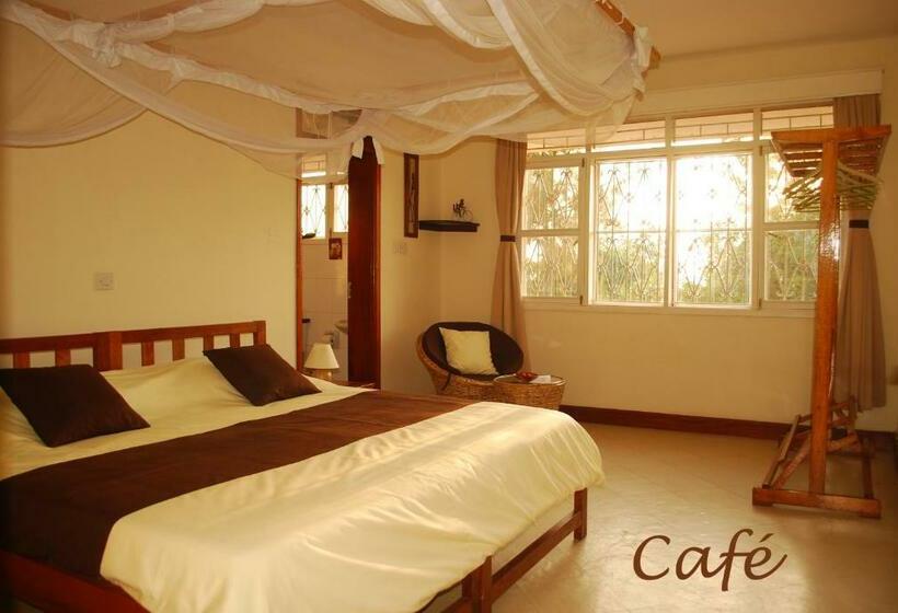 غرفة قياسية, Karibu Entebbe