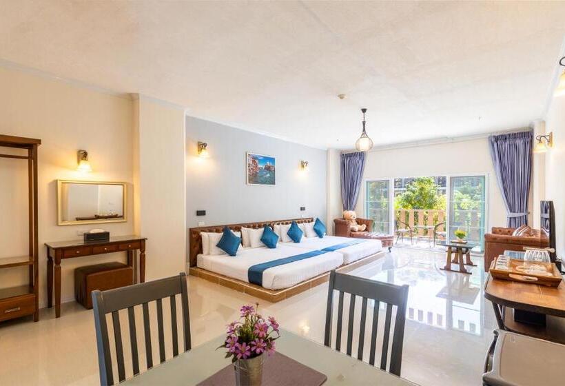 Quarto Deluxe com Sacada, Khaoyai Fantasy Resort