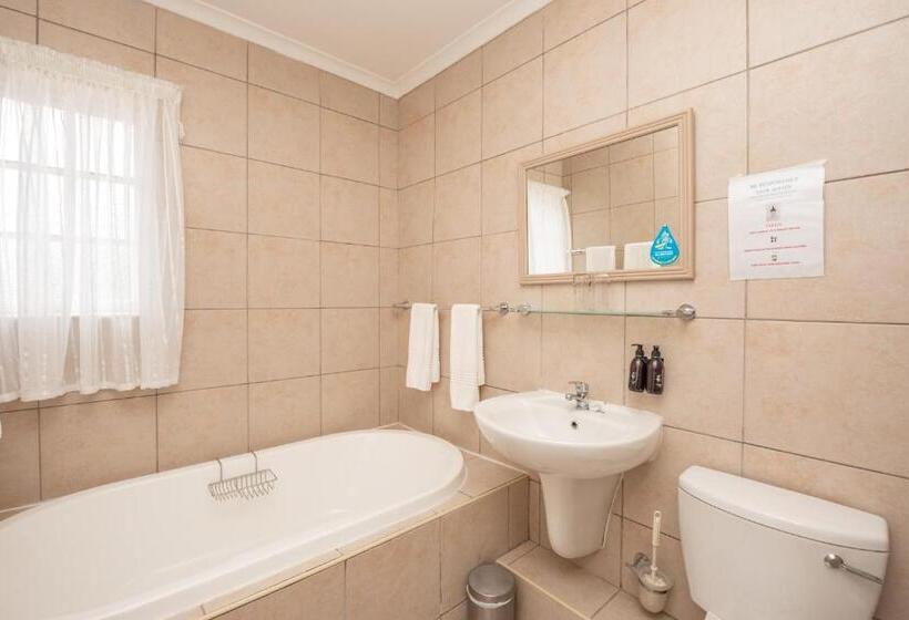 스탠다드 룸, Millard Crescent Guest House