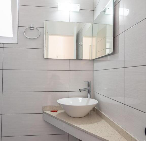 חדר סופריור, Troulis Seaside