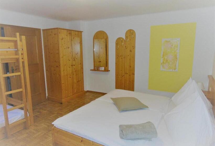 スタンダード４人部屋, Wohlfühlpension Kreischberg