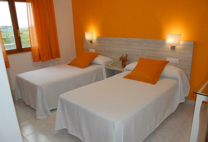 Standard Room, Playa De Las Catedrales