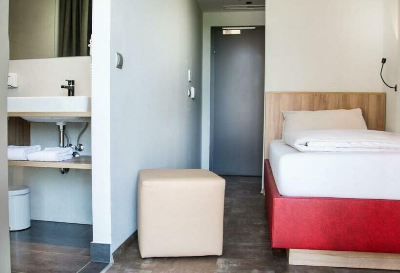 اتاق راحتی یک تخته, Rocket Rooms Velden