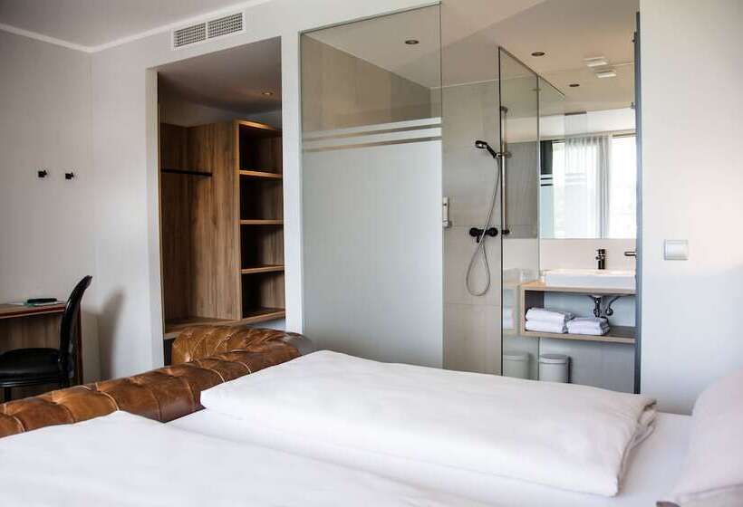 اتاق سوپریور با بالکن, Rocket Rooms Velden