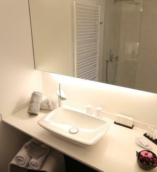 Comfort room with terrace, B&b Villa Tartine