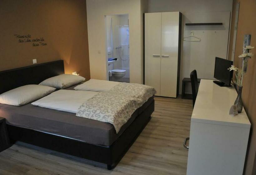 חדר סופריור, Krmstl Zur Stadt Gmunden