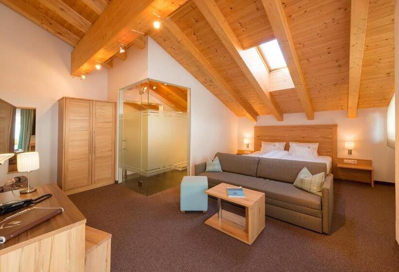 발코니가 있는 4인용 스탠다드 룸, Alpinhotel Monte Superior   Silvretta Card Premium Betrieb