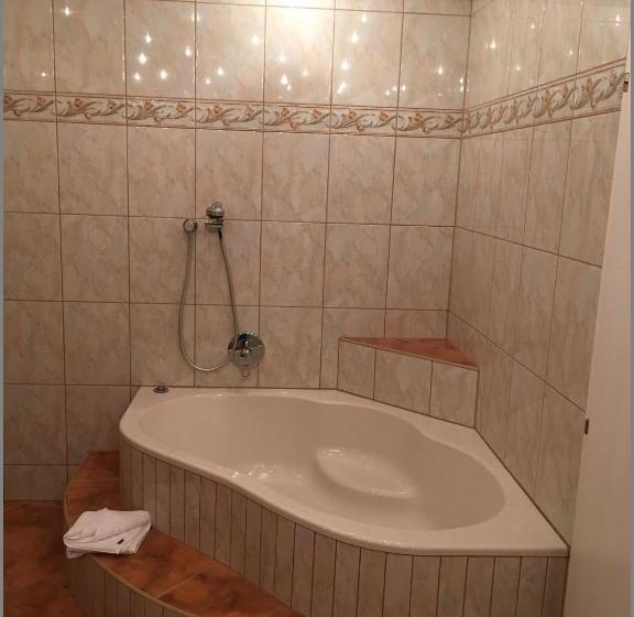 Апартаменты 3 Спальни, & Appartements Alpenresidenz Viktoria