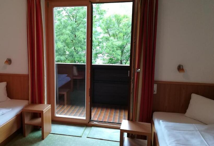 스탠다드 발코니 룸, Garni Austria