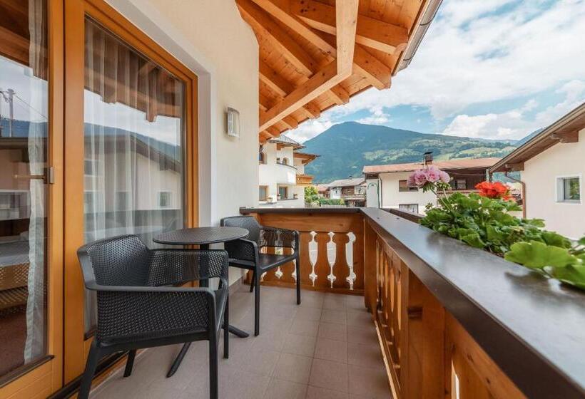 Номер Superior, Kräuterhotel Hochzillertal