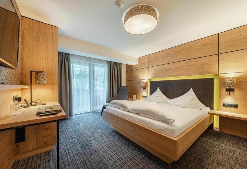 Номер Superior, Kräuterhotel Hochzillertal