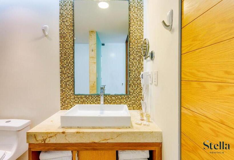 1 Szobás Apartman, A Nah Apartments, Rooftop Pool, Walking Distance To 5th Avenue