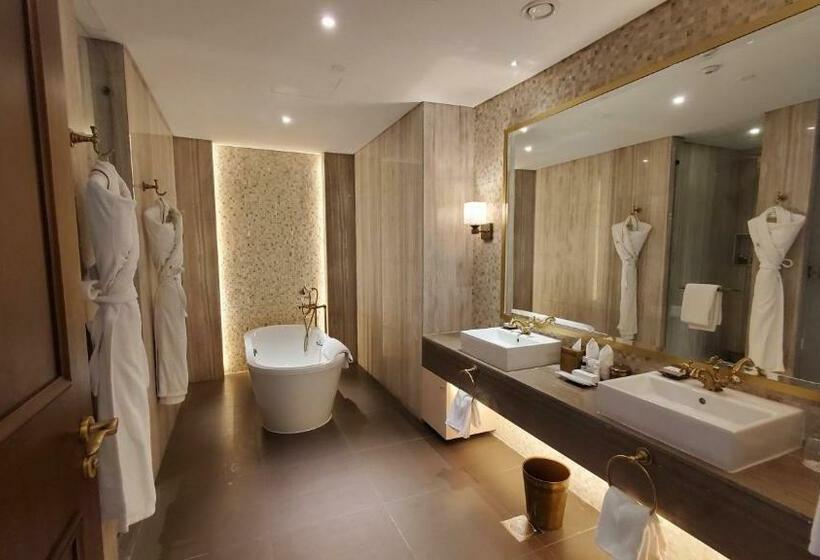 小型套房, Al Habtoor Polo Resort