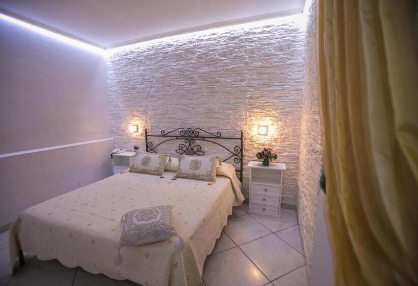 Quarto Triplo Estandar, La Fenice