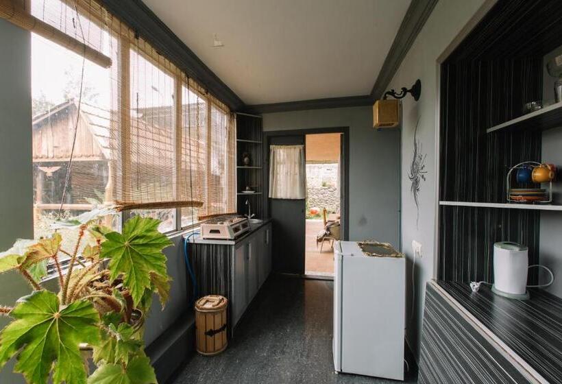 Standard room with outdoor bath, Artsiv Guesthouse